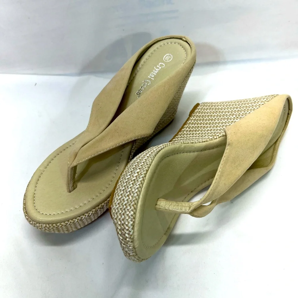CRYSTAL QUEEN NEW BEIGE WEDGE SANDAL W/WOVEN TRIM SZ‎ 7.5-8 3.5” Wedge heel